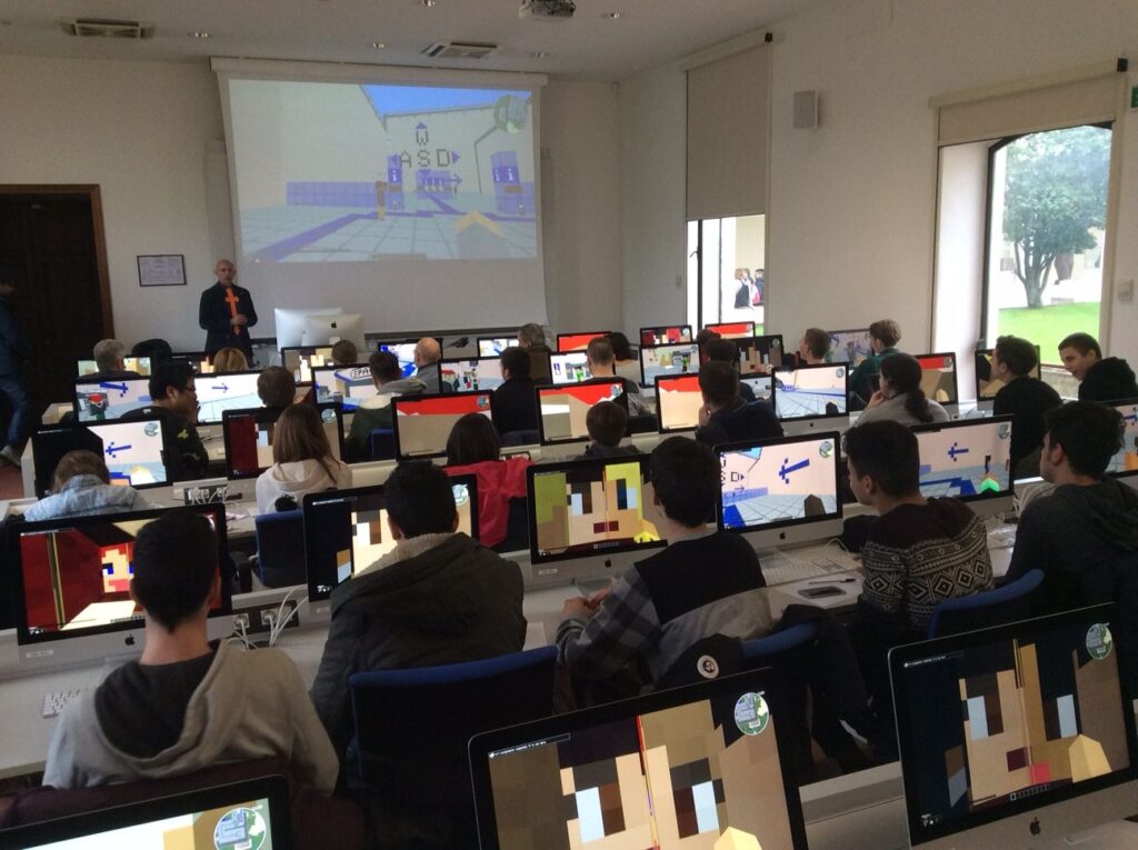 La Presentazione Di Minecraft Edu