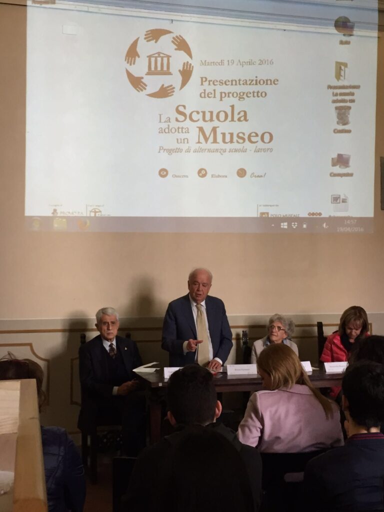 Un Momento Della Presentazione