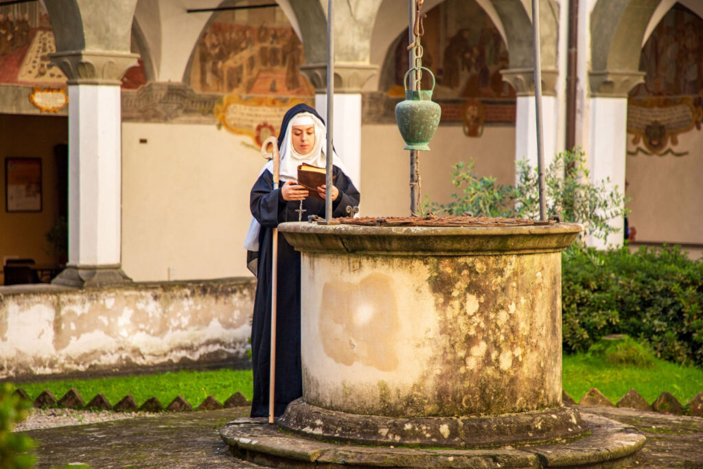 Celeste Canali Nei Panni Di Hildegard