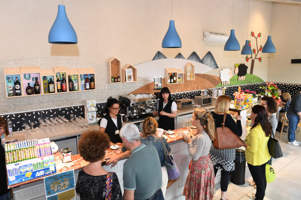 Inaugurazione Pecora Nera
