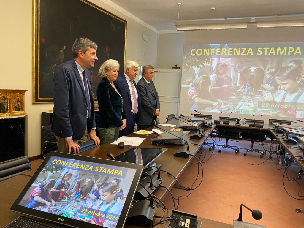 Nella Foto Enrico Alberigi Resp Interventi Maria Teresa Perelli Direttrice Marcello Bertocchini Pres. E Raffaele Domenici Vicepres
