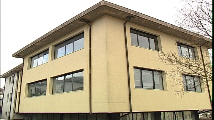 Scuola Piazza Al Serchio