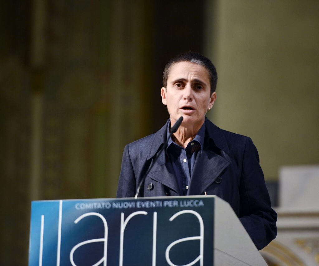 Il Guardare Delle Donne 2 1024x856