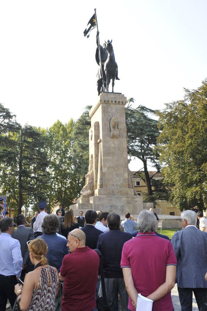 Inaugurazione Monumento Di Piazzale Risorgimento 4 682x1024