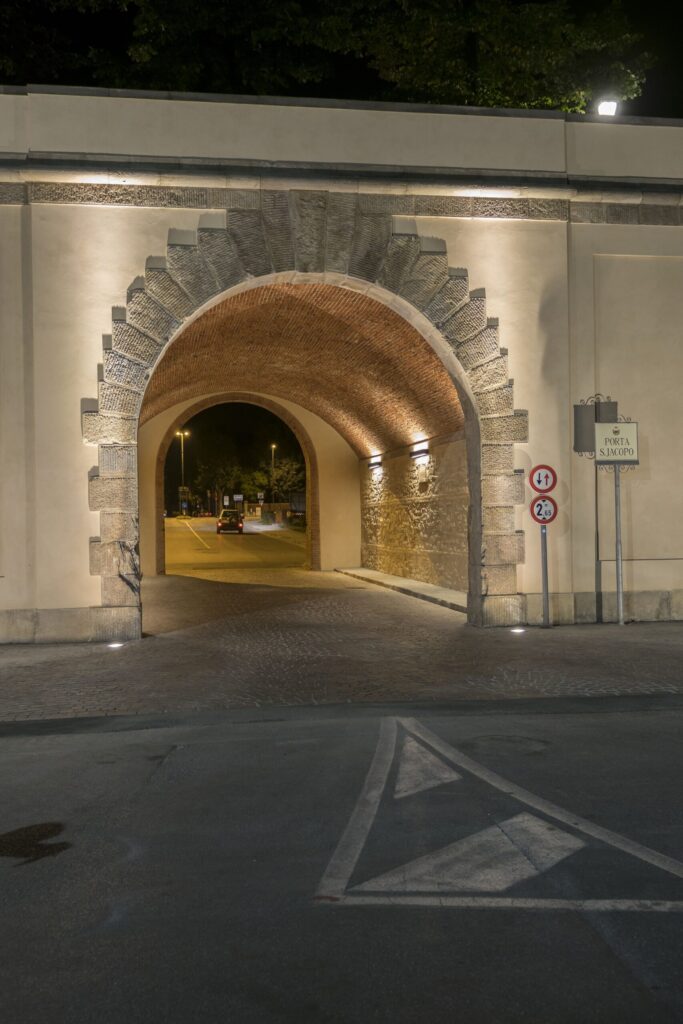 Mura   Restauro Di Porta San Jacopo 1 Scaled 1 683x1024