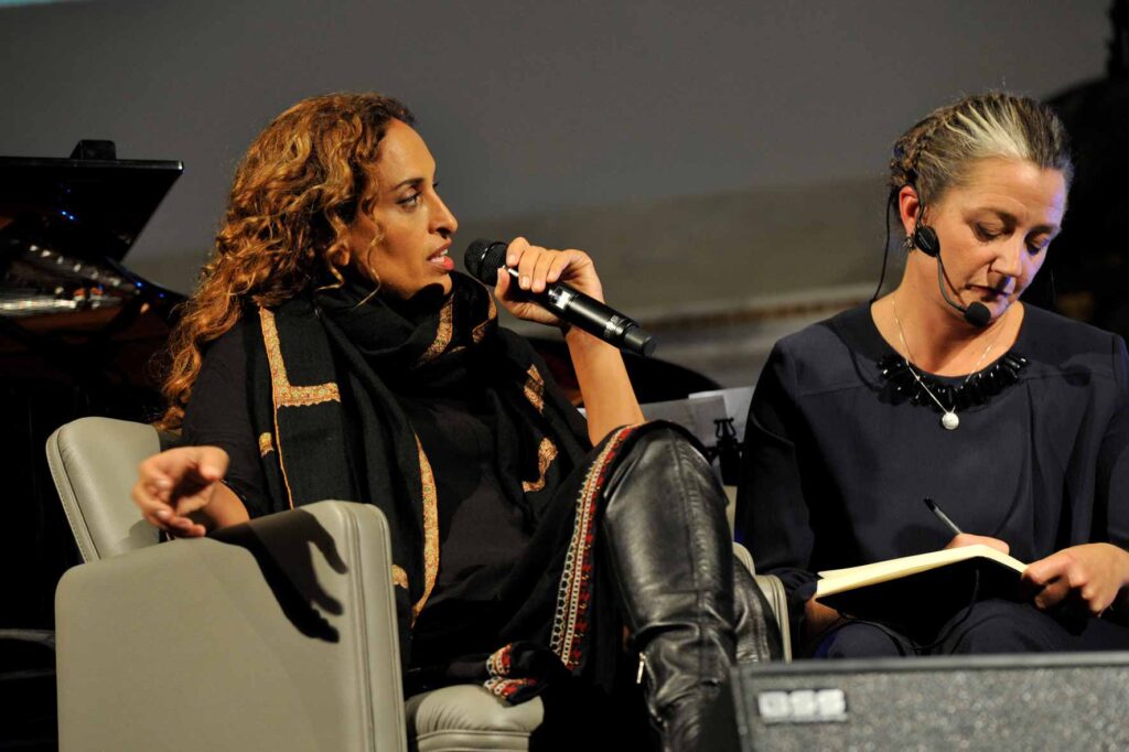 Conversazioni 2015 Sacro E Profano Noa 1 1024x682