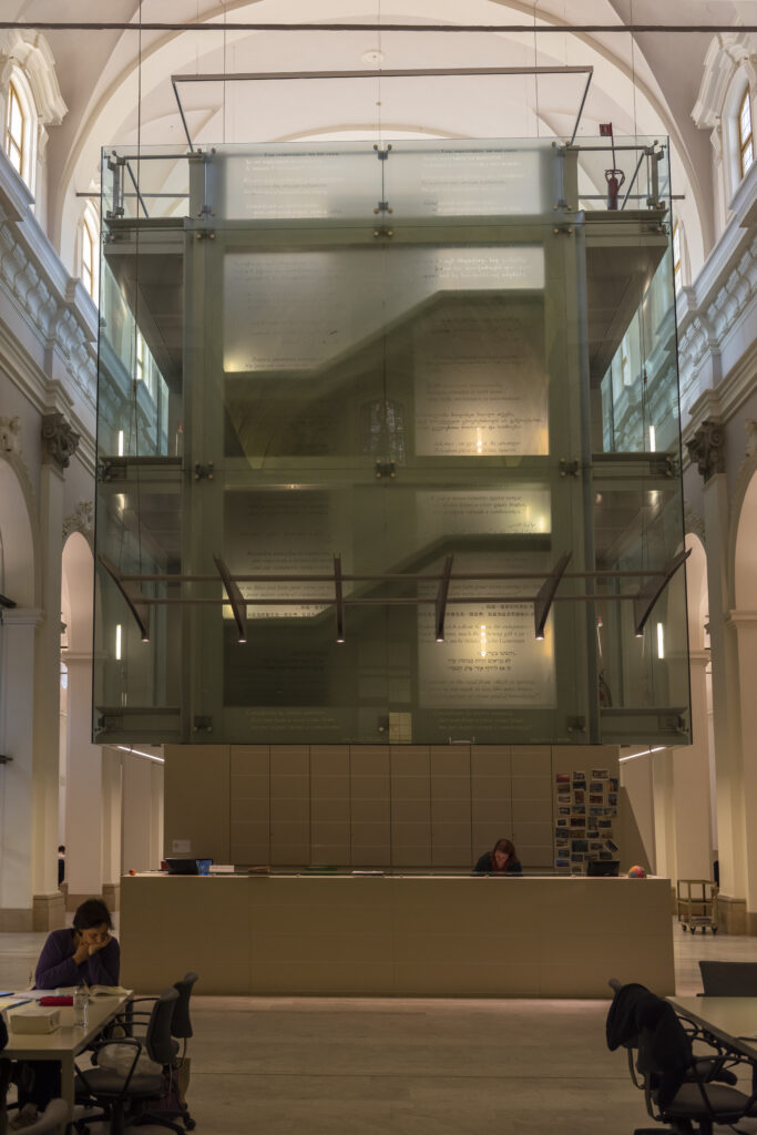 La Biblioteca IMT Nella Chiesa Di San Ponziano 8 683x1024