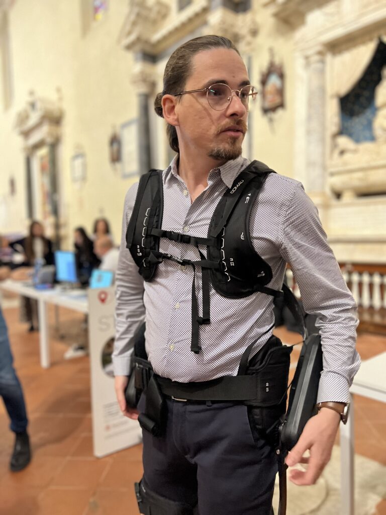 Proximity Care Esoscheletro Per I Caregiver 768x1024