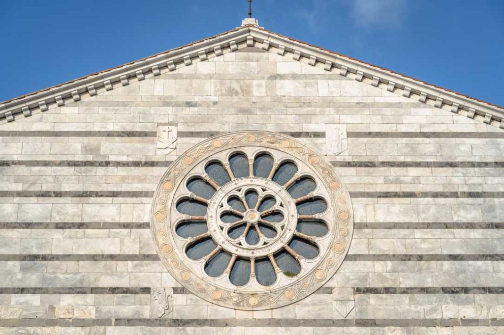 Complesso Di San Francesco La Chiesa E I Chiostri 16 1024x682