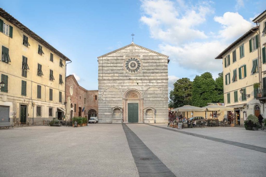 Complesso Di San Francesco La Chiesa E I Chiostri 17 1024x681