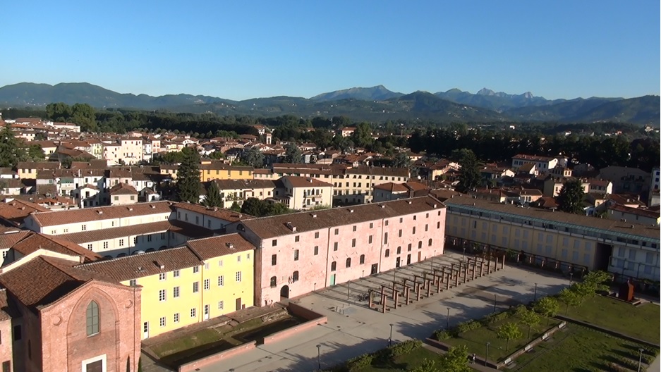 Complesso Di San Francesco La Chiesa E I Chiostri 32