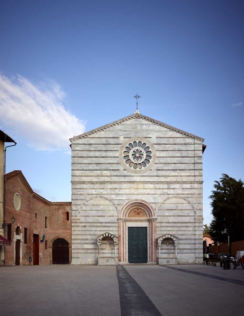 Complesso Di San Francesco La Chiesa E I Chiostri 75 790x1024