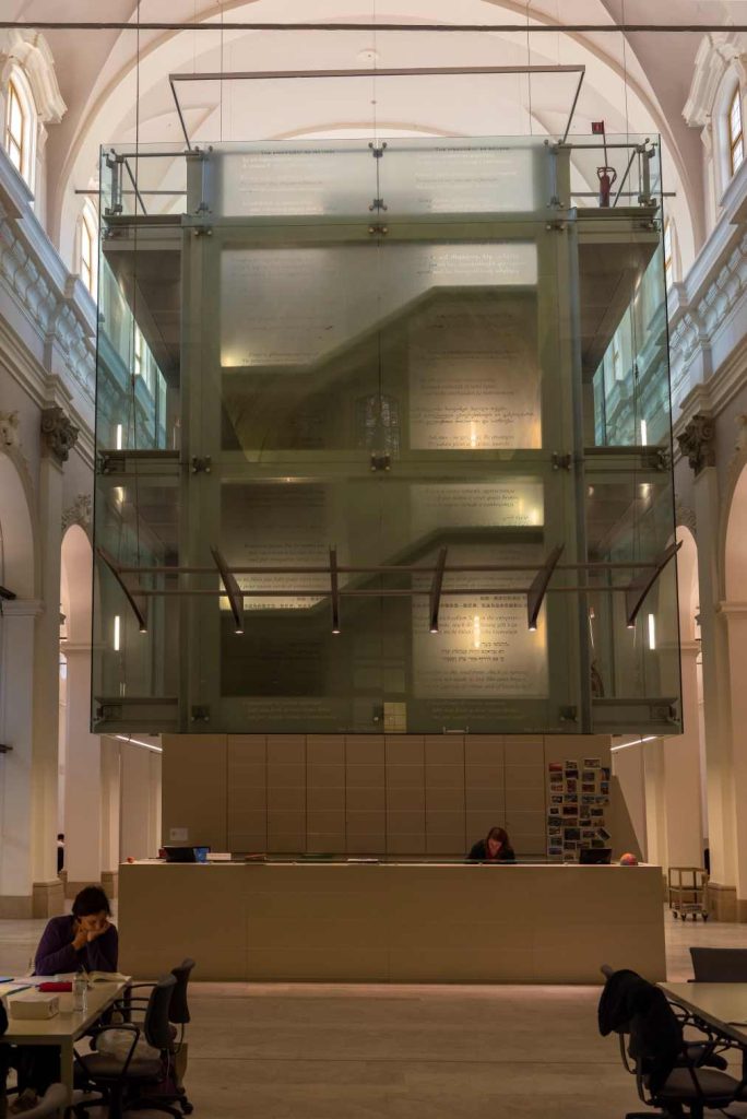 La Biblioteca IMT Nella Chiesa Di San Ponziano 8 684x1024